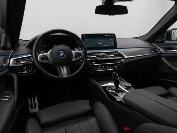 BMW 530e  xD M Sport Kamera H K DAB Individual Alarm
