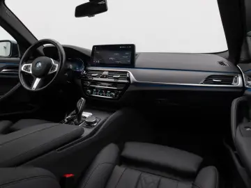 BMW 530e  xD M Sport Kamera H K DAB Individual Alarm