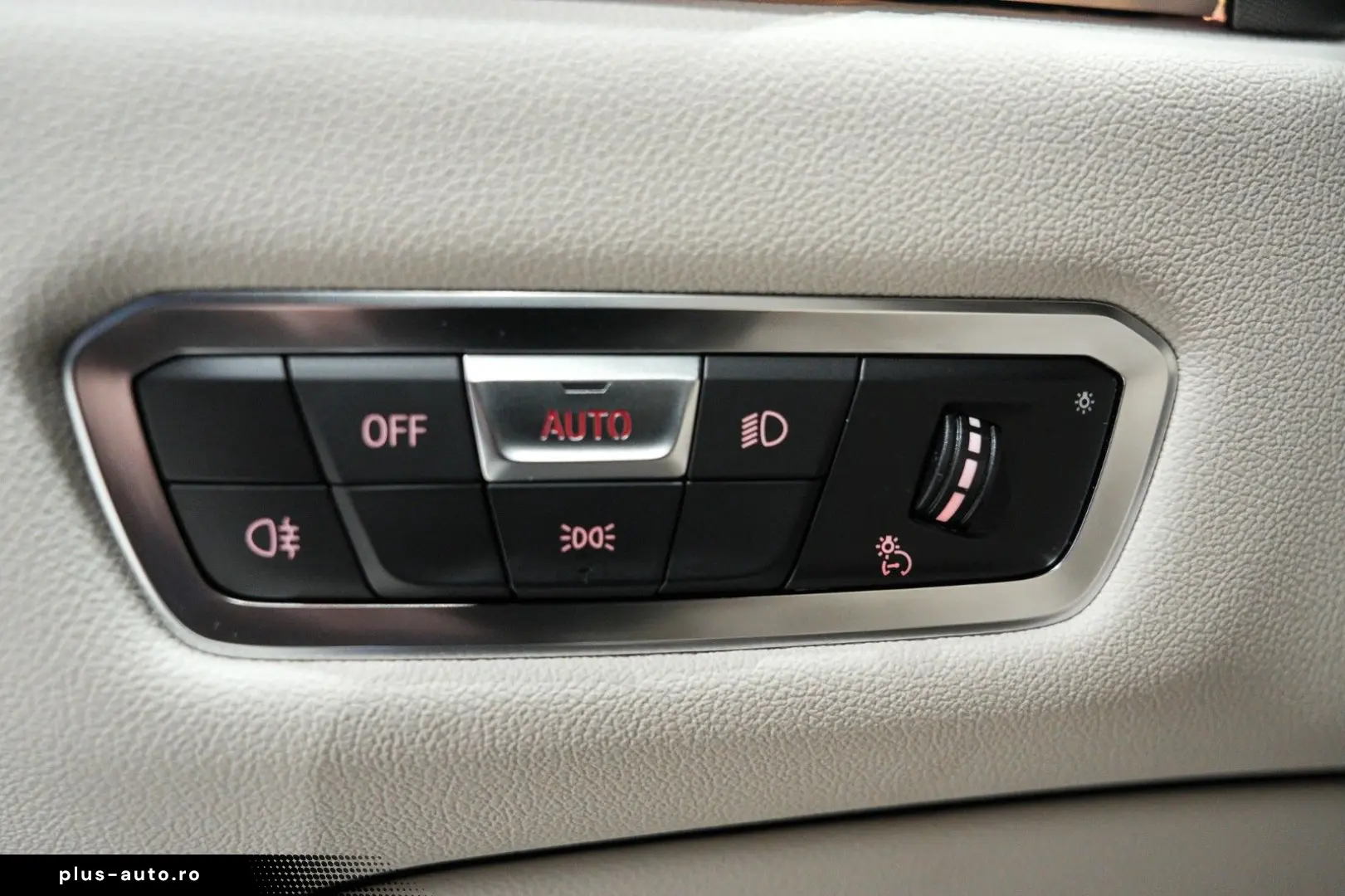 BMW X6 xD30d M Sport  INDIVIDUAL-MATT H K HUD ICONIC