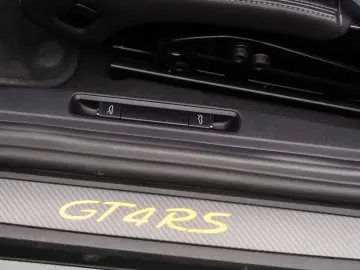 Porsche 718 GT4 RS