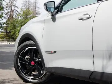 DS7 E-Tense Performance line