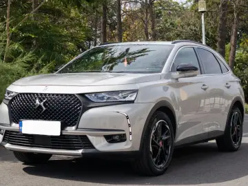 DS7 E-Tense Performance line