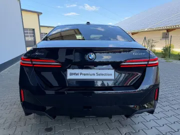 BMW 550e xDrive M-SPORT H&K 360  HUD