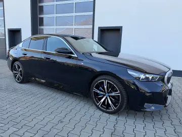 BMW 550e xDrive M-SPORT H&K 360  HUD