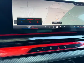 BMW 550e xDrive M-SPORT H&K 360  HUD