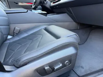 BMW 550e xDrive M-SPORT H&K 360  HUD