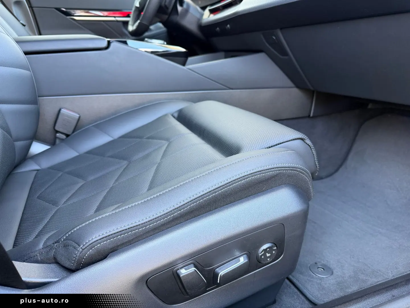 BMW 550e xDrive M-SPORT H&K 360  HUD