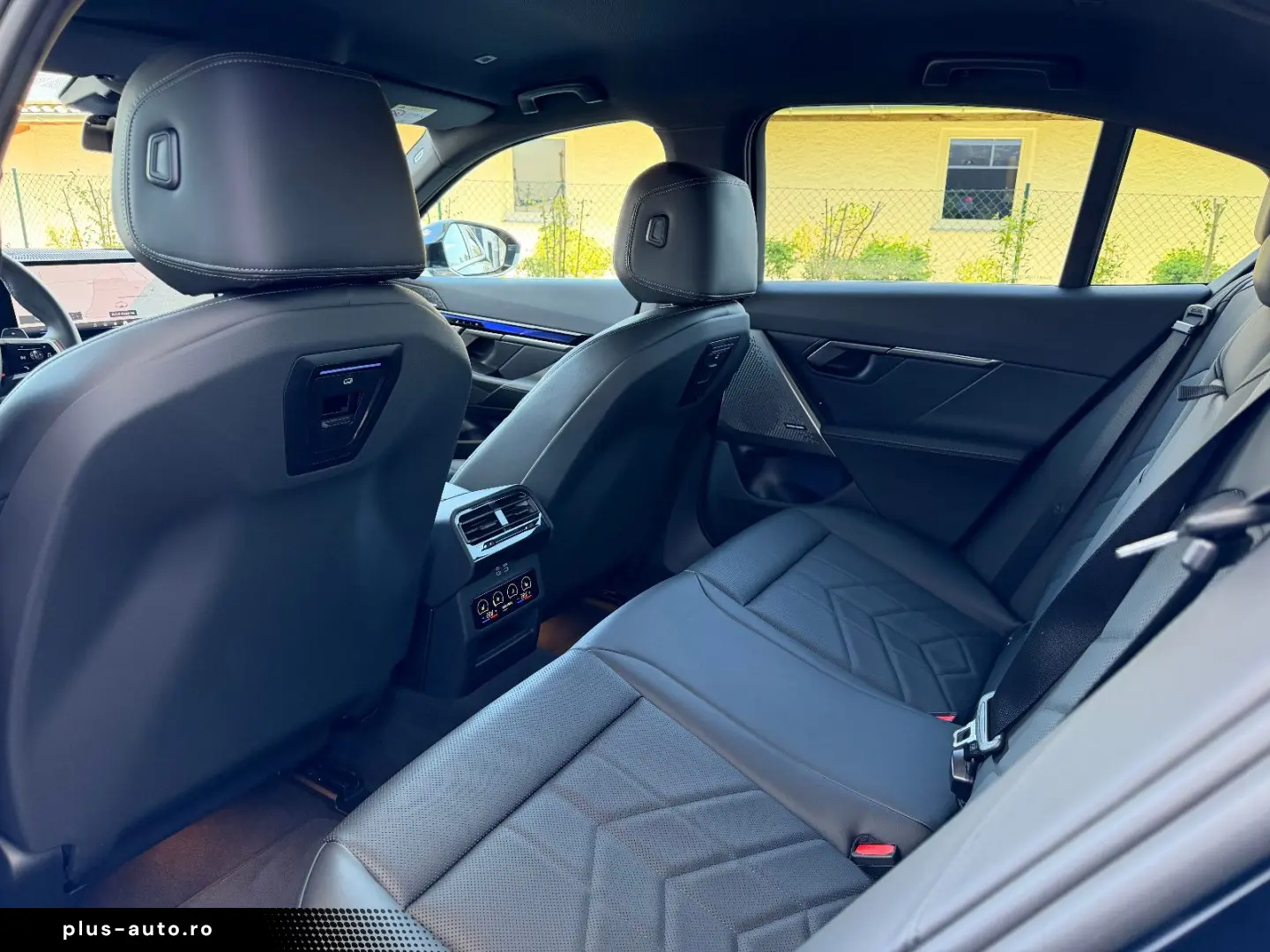 BMW 550e xDrive M-SPORT H&K 360  HUD