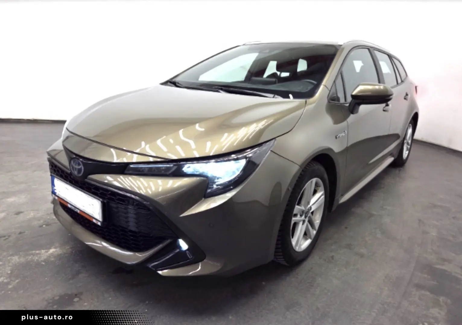 COROLLA 1.8 HYBRID DYNAMIC HSD TS E-CVT