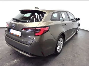 COROLLA 1.8 HYBRID DYNAMIC HSD TS E-CVT