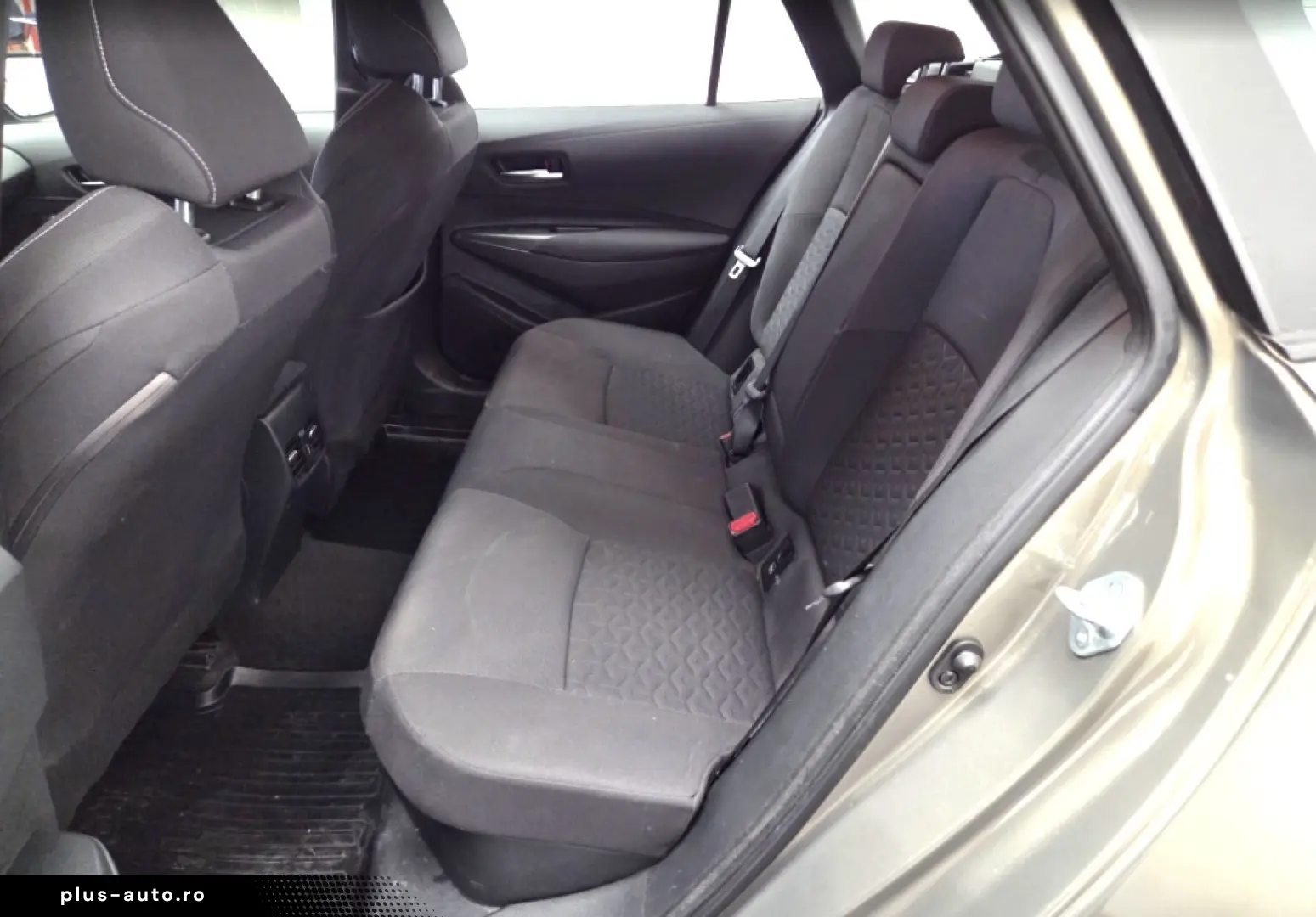 COROLLA 1.8 HYBRID DYNAMIC HSD TS E-CVT