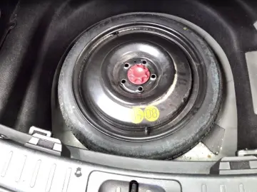 COROLLA 1.8 HYBRID DYNAMIC HSD TS E-CVT