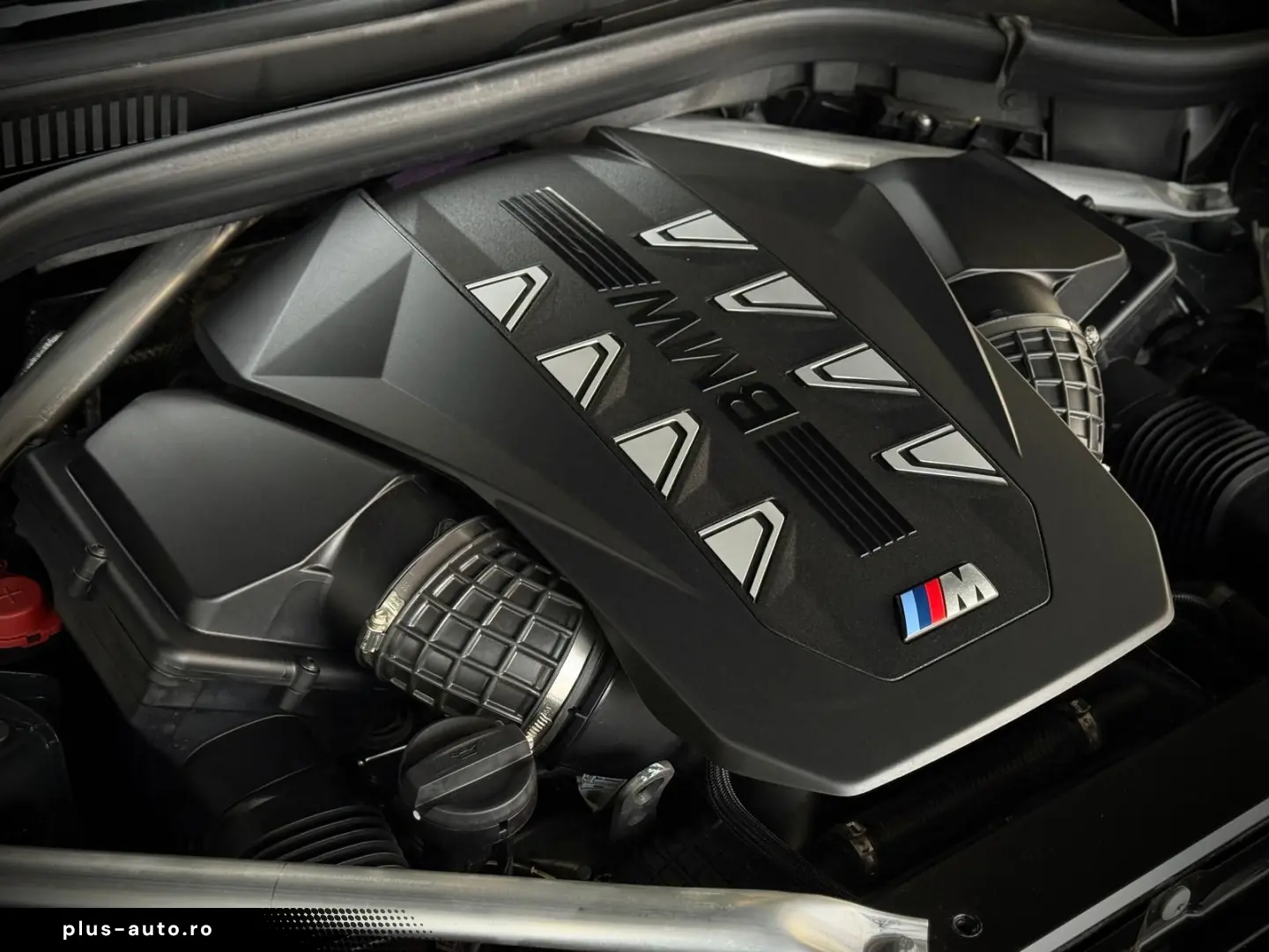 BMW X6 M60 i xD  Pano HuD Carbon B&W Massage 22