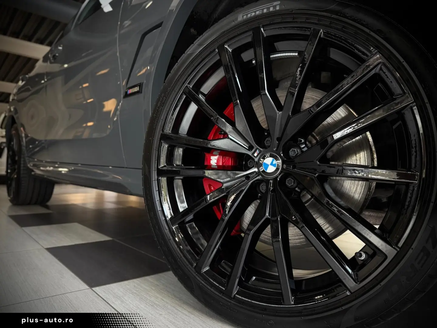 BMW X6 M60 i xD  Pano HuD Carbon B&W Massage 22