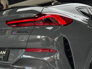 BMW X6 M60 i xD  Pano HuD Carbon B&W Massage 22