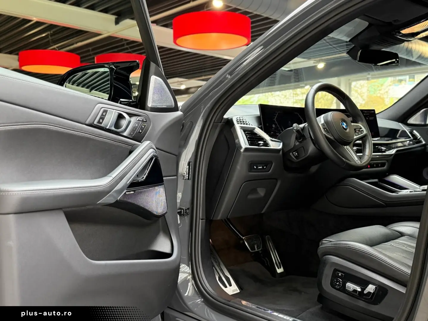 BMW X6 M60 i xD  Pano HuD Carbon B&W Massage 22