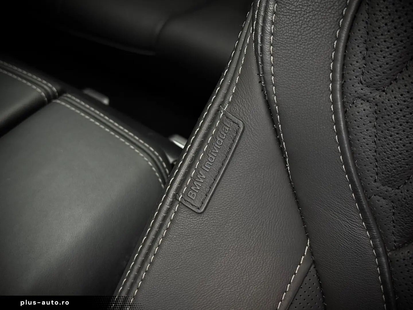 BMW X6 M60 i xD  Pano HuD Carbon B&W Massage 22