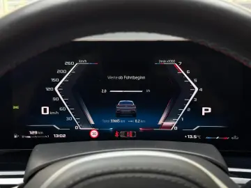 BMW X6 M60 i xD  Pano HuD Carbon B&W Massage 22