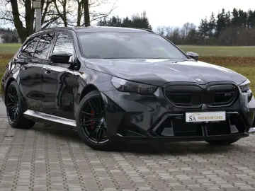 BMW M5 Touring 360 BOWERS DR.ASS.PRO SITZBELÜFT PANO