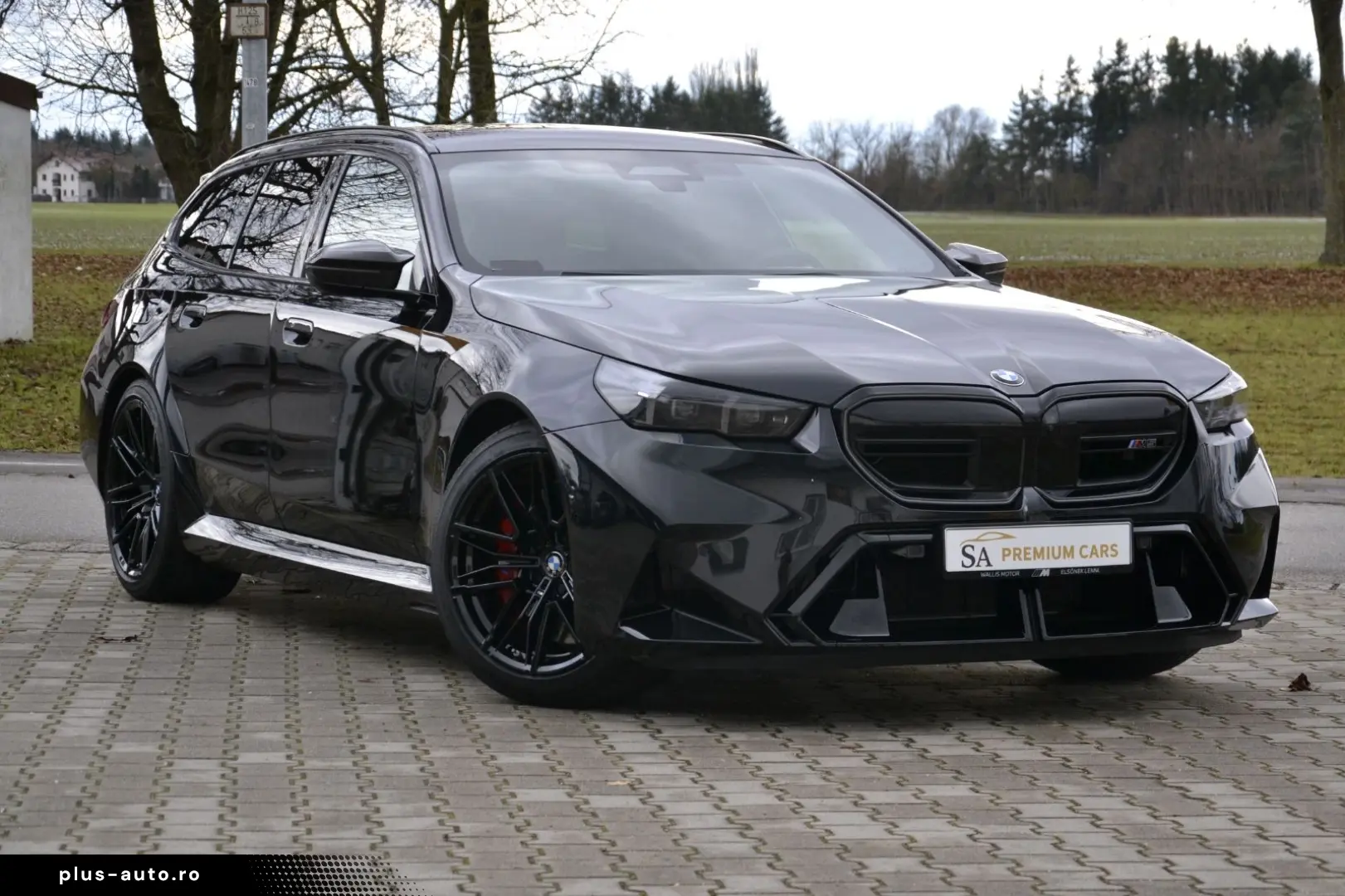 BMW M5 Touring 360 BOWERS DR.ASS.PRO SITZBELÜFT PANO