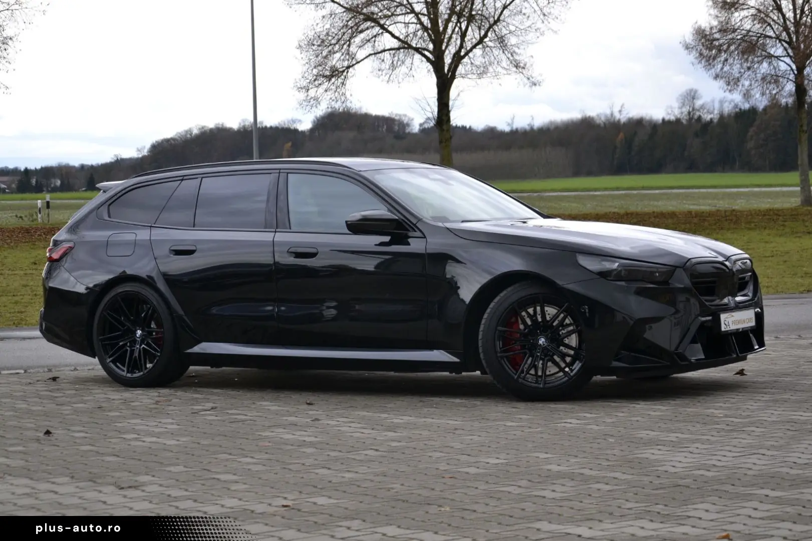 BMW M5 Touring 360 BOWERS DR.ASS.PRO SITZBELÜFT PANO