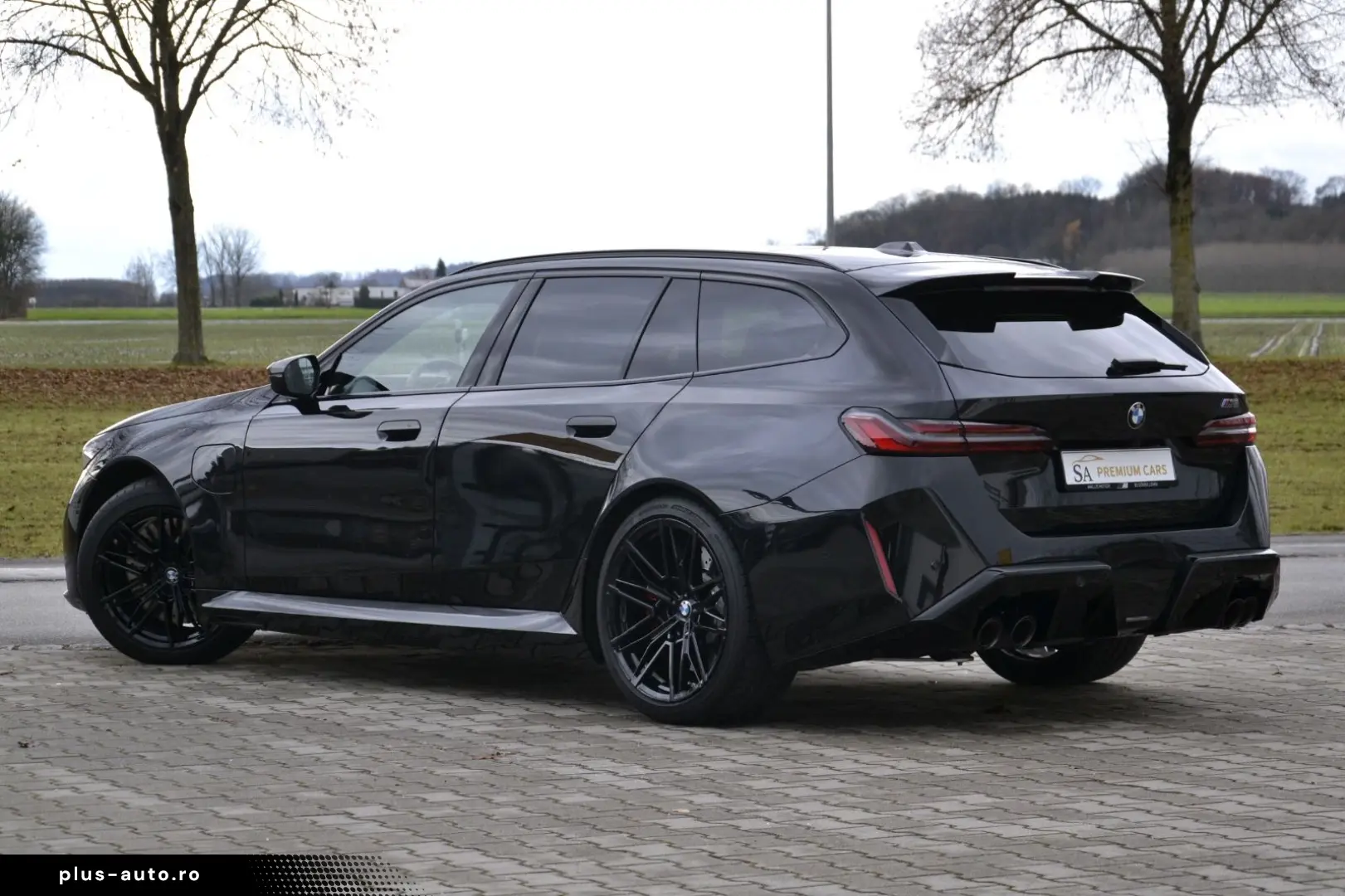 BMW M5 Touring 360 BOWERS DR.ASS.PRO SITZBELÜFT PANO