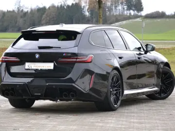 BMW M5 Touring 360 BOWERS DR.ASS.PRO SITZBELÜFT PANO