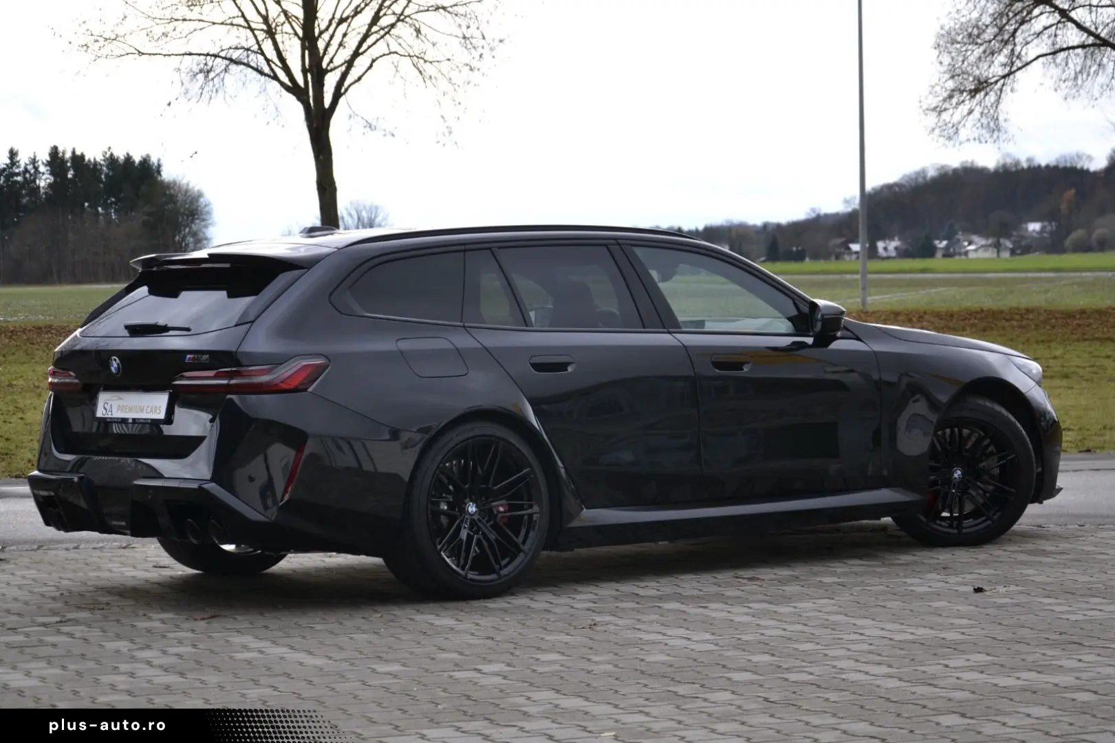 BMW M5 Touring 360 BOWERS DR.ASS.PRO SITZBELÜFT PANO