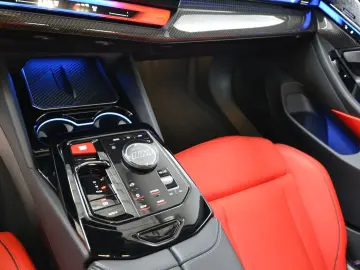 BMW M5 Touring 360 BOWERS DR.ASS.PRO SITZBELÜFT PANO