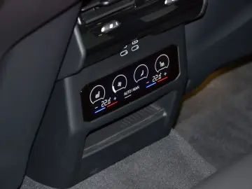 BMW M5 Touring 360 BOWERS DR.ASS.PRO SITZBELÜFT PANO