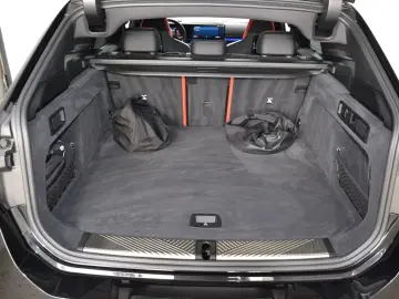 BMW M5 Touring 360 BOWERS DR.ASS.PRO SITZBELÜFT PANO