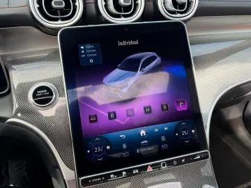 MERCEDES-BENZ GLC 300e PHEV AMG Line 4Matic Panoramic