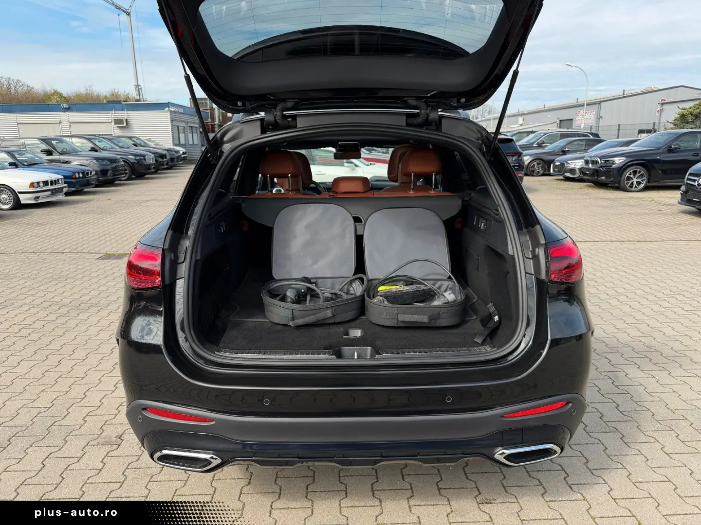 MERCEDES-BENZ GLC 300e PHEV AMG Line 4Matic Panoramic