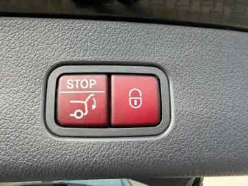 MERCEDES-BENZ GLC 300e PHEV AMG Line 4Matic Panoramic