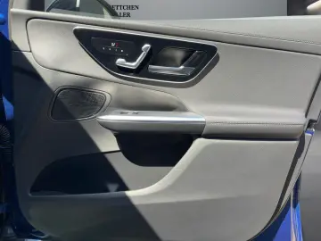 MERCEDES-BENZ GLC 300 d 4M DigiLight  360 Panoramic