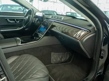 MERCEDES-BENZ S 680 V12 Blindat