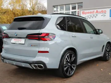 BMW X5 M60i xDrive PANORAMA HUD 360  22ZOLL 1.HAND