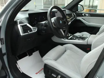 BMW X5 M60i xDrive PANORAMA HUD 360  22ZOLL 1.HAND