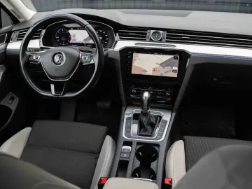 Volkswagen Passat 2.0 TDI DSG Highline
