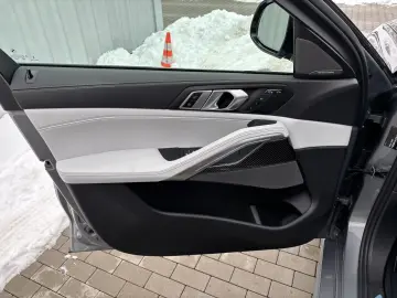 BMW X6 xDrive30d    M Sport Paket PRO LED LC Prof 22