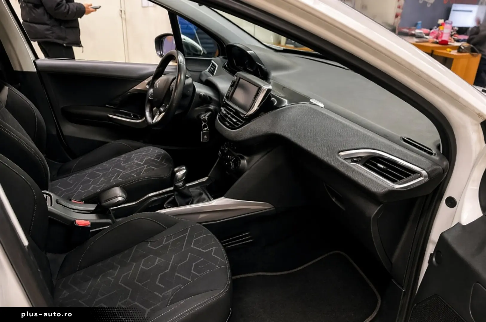 Peugeot 2008 1.2 VTI Style