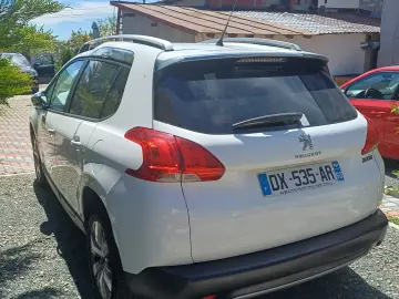 Peugeot 2008 1.2 VTI Style