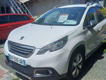 Peugeot 2008 1.2 VTI Style