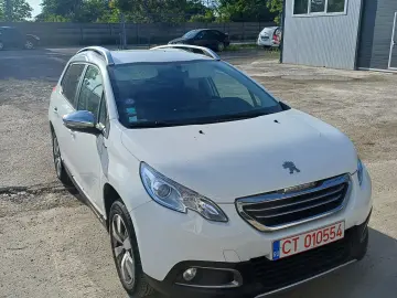 Peugeot 2008 1.2 VTI Style