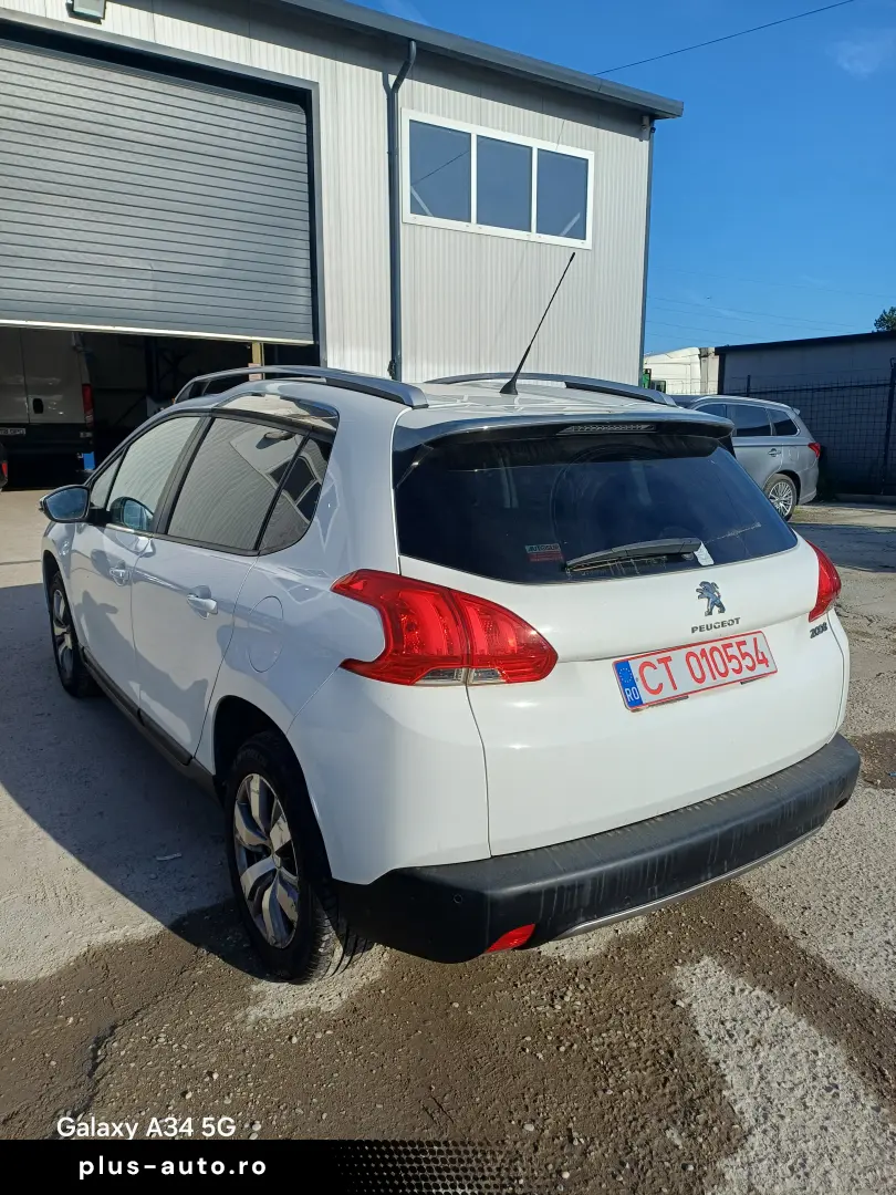 Peugeot 2008 1.2 VTI Style