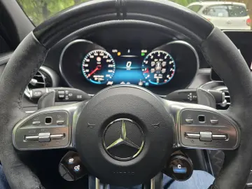 Mercedes-Benz C 63 AMG