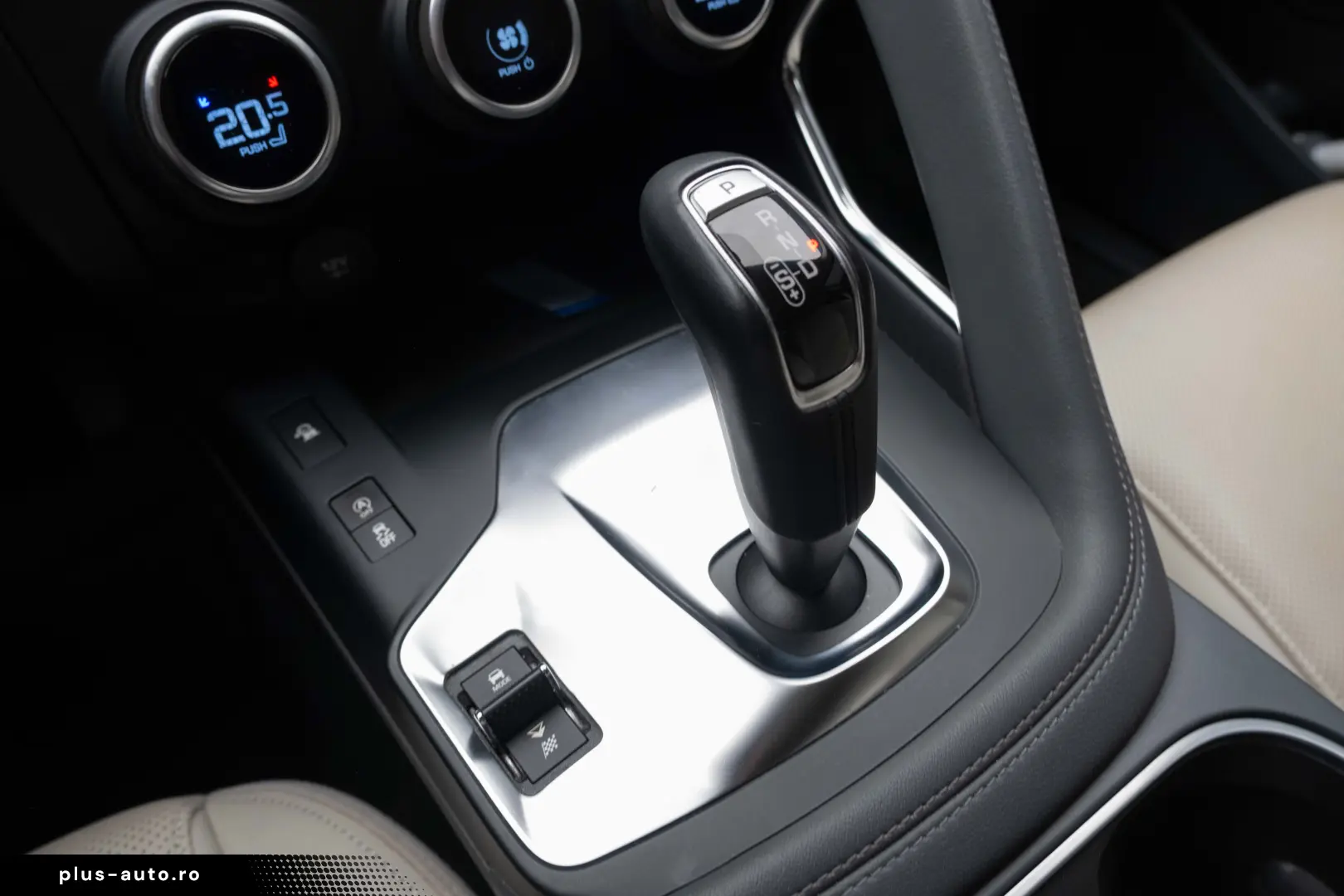 JAGUAR E-PACE D150 AWD S  unic proprietar  fără accident