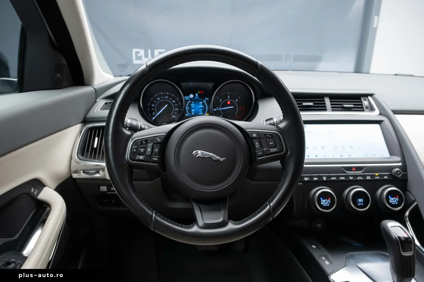 JAGUAR E-PACE D150 AWD S  unic proprietar  fără accident