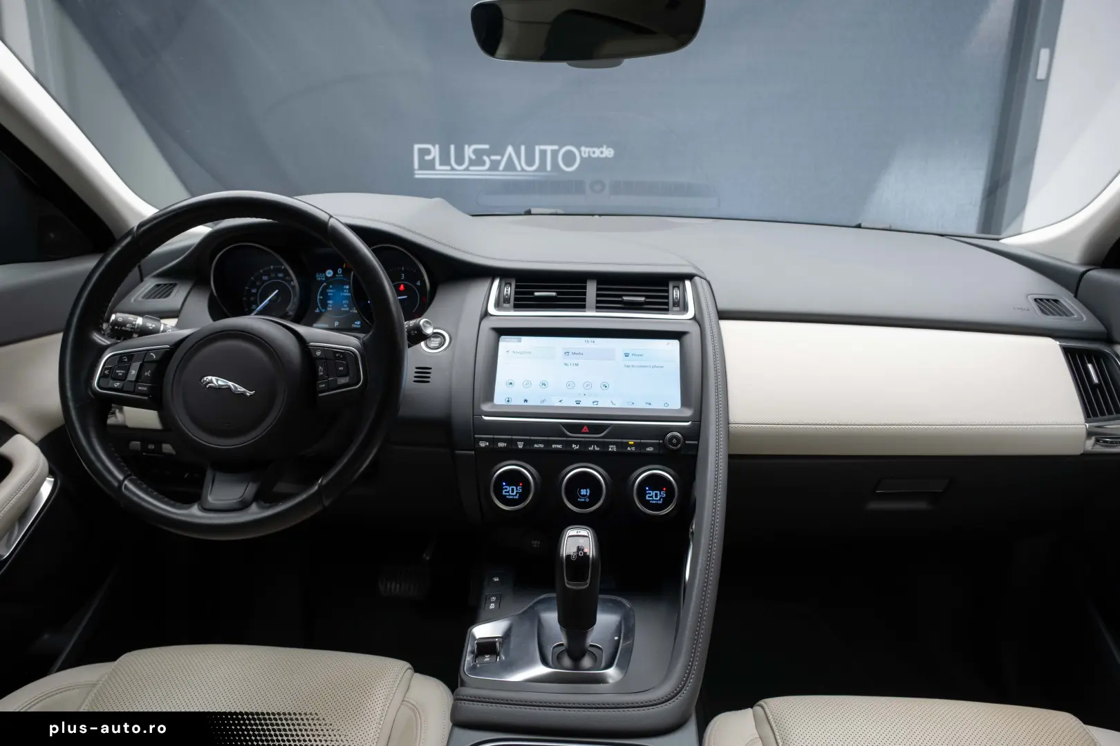 JAGUAR E-PACE D150 AWD S  unic proprietar  fără accident