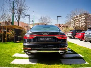 AUDI A8 L Quattro